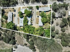 1011 Hackberry Street