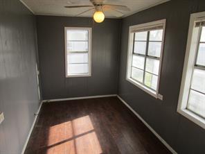 905 Wallis Avenue - Photo 25