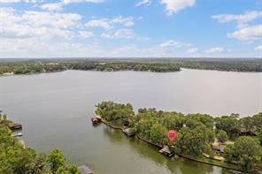785 Windy Point Drive - Photo 3