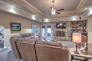1010 Kiowa Drive W - Photo 6