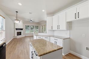 1581 Meadows Avenue - Photo 12