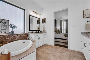 1004 Calumet Court - Photo 28