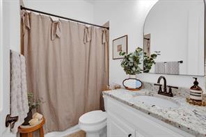 1004 Calumet Court - Photo 7
