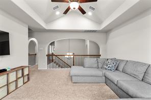 1024 Highpoint Way - Photo 19