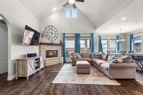 1024 Highpoint Way - Photo 4