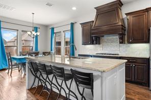 1024 Highpoint Way - Photo 8