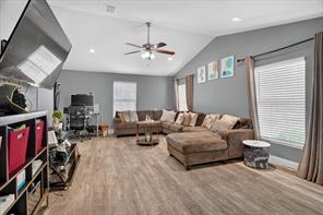 5712 Dana Drive - Photo 4