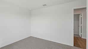 605 Dunham Road - Photo 8