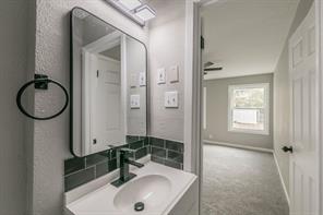 5012 Roxie Street - Photo 29