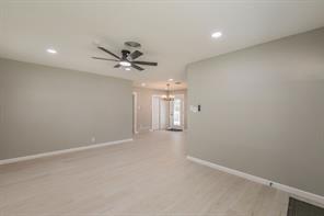 5012 Roxie Street - Photo 4