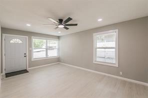 5012 Roxie Street - Photo 6