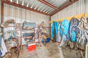 265 Private Road 1728 - Photo 36