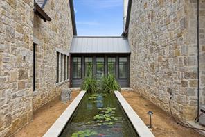 2001 Brazos Court - Photo 33