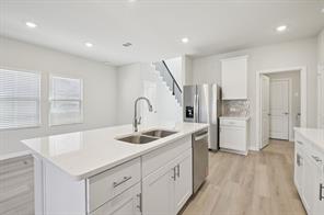 1004 Angel Street - Photo 4