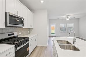 1004 Angel Street - Photo 6