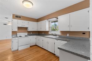 2956 Randy Lane - Photo 9