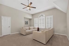 1921 Armstrong Drive - Photo 20