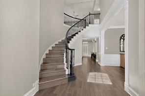 1921 Armstrong Drive - Photo 5