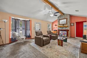 142 Iowa Place - Photo 3