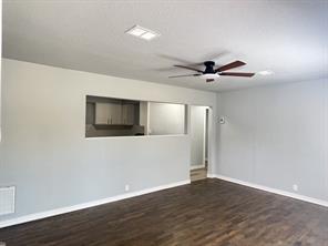 725 E Main Street - Photo 3