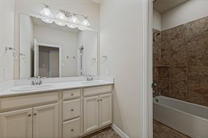 624 Club Drive - Photo 16