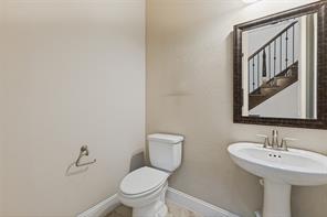 624 Club Drive - Photo 9