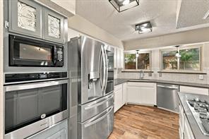 2840 Southridge Drive - Photo 13