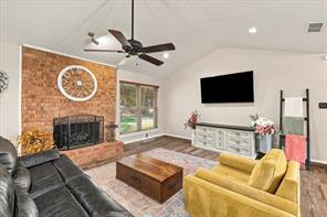 2840 Southridge Drive - Photo 3