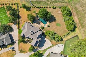 1761 Elmhurst Court - Photo 37
