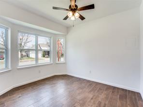 1307 Worthington Street - Photo 6