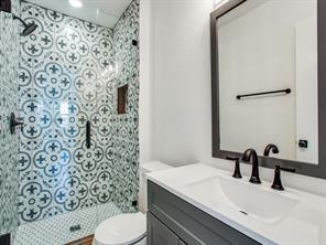 1307 Worthington Street - Photo 7