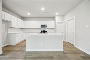 1513 Hemlock Drive - Photo 5