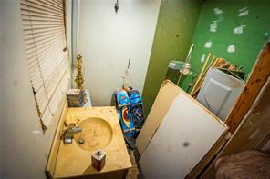 1720 Salem Street - Photo 18
