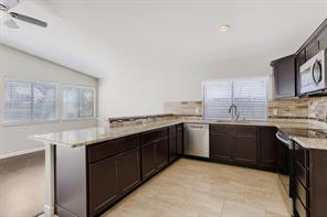 1012 Bellflower Drive - Photo 9