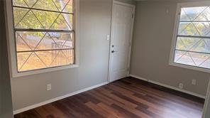 806 W Atchley Avenue - Photo 6