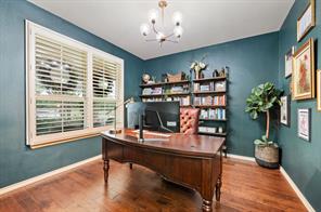 1701 Mcgee Avenue - Photo 4