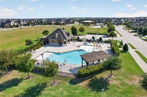 810 Walworth Drive - Photo 35