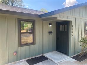 1105 9th Street - Photo 3