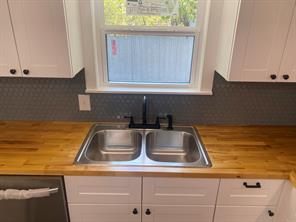 1105 9th Street - Photo 9