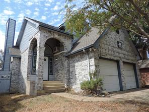 6825 W Driffield Court