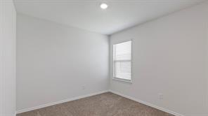 613 Dunham Road - Photo 16