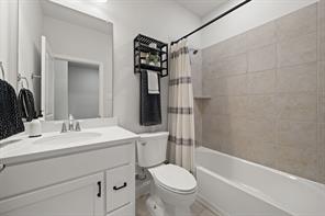 225 Fulton Street - Photo 20