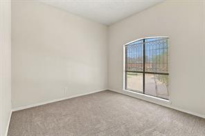 1300 Tierra Calle - Photo 14
