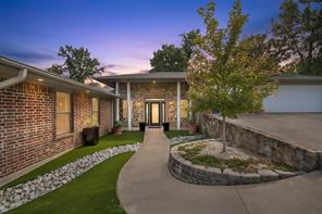 1227 Kiowa Drive W