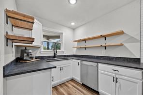 600 Lakeshore Boulevard - Photo 7