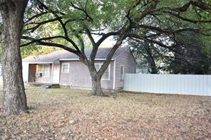 1802 Cottonwood Road - Photo 3