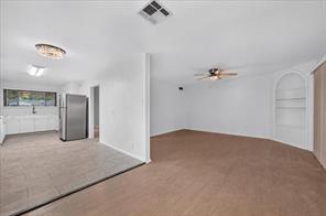 1919 Yucca Drive - Photo 9