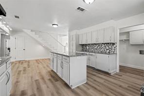 1513 Cecil Ct - Photo 9