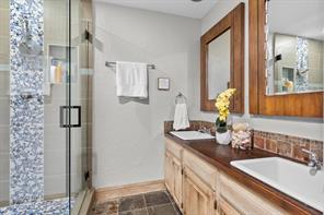 3700 Verlaine Drive - Photo 23