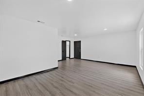 301 Stoneport Drive - Photo 9